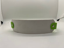 Load image into Gallery viewer, Green &amp; White Collar